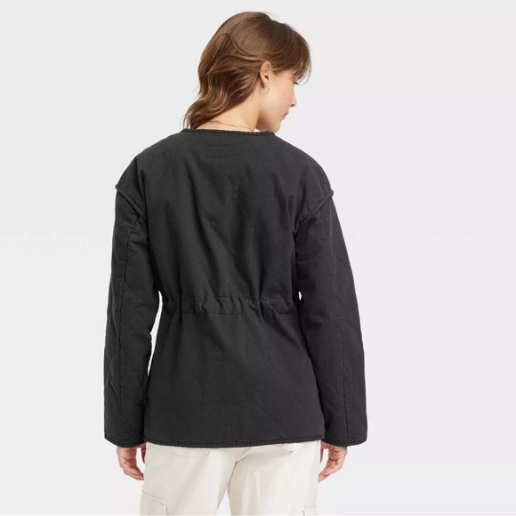 Universal Threads Women’s Cotton Twill Quilted Bomber style Jacket in size XS - Picture 2 of 12